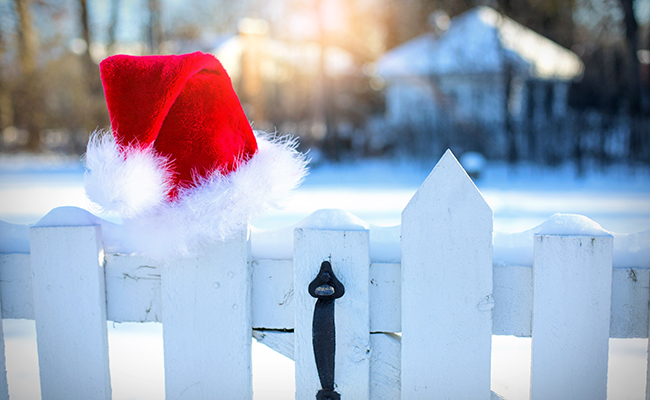 Will Santa Claus pass through the garden?