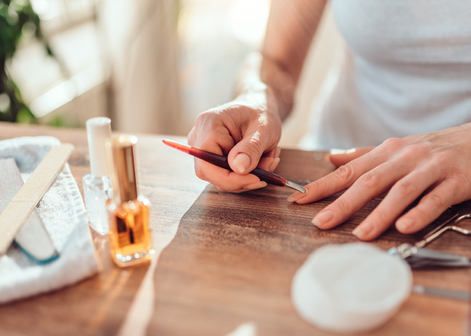 Ingenious care tips for DIY manicures like in a nail salon