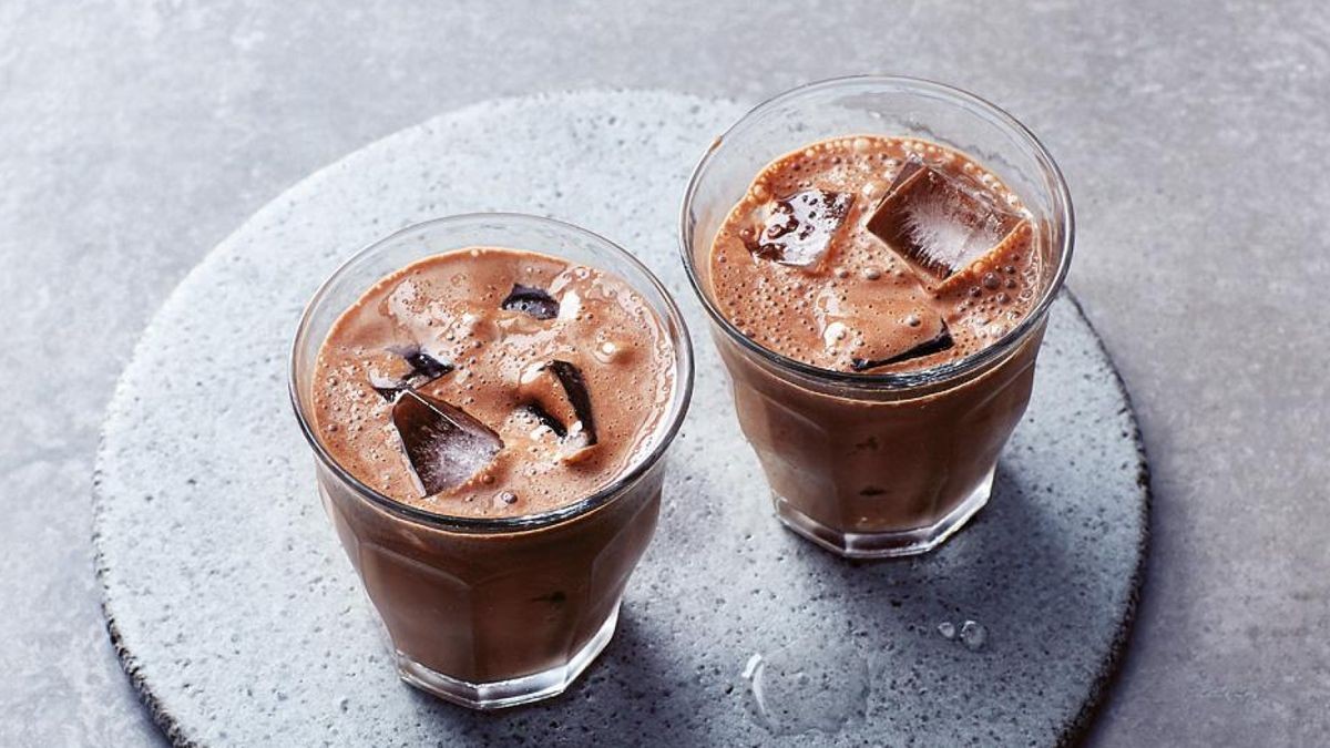 Espresso chocolate smoothie. From Dr. Matthias Riedl. Our food – killers and healers, counts and uncounts.